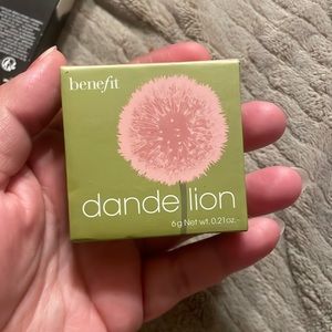 Benefit dande lion